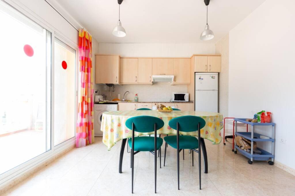La Rapita - Apartamento De Dos Dormitorios Con Piscina Comunitaria Alcanar Zewnętrze zdjęcie
