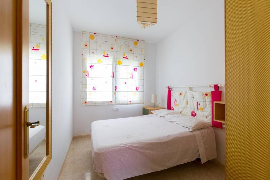 La Rapita - Apartamento De Dos Dormitorios Con Piscina Comunitaria Alcanar Zewnętrze zdjęcie