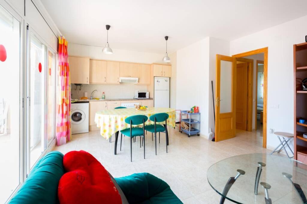 La Rapita - Apartamento De Dos Dormitorios Con Piscina Comunitaria Alcanar Zewnętrze zdjęcie